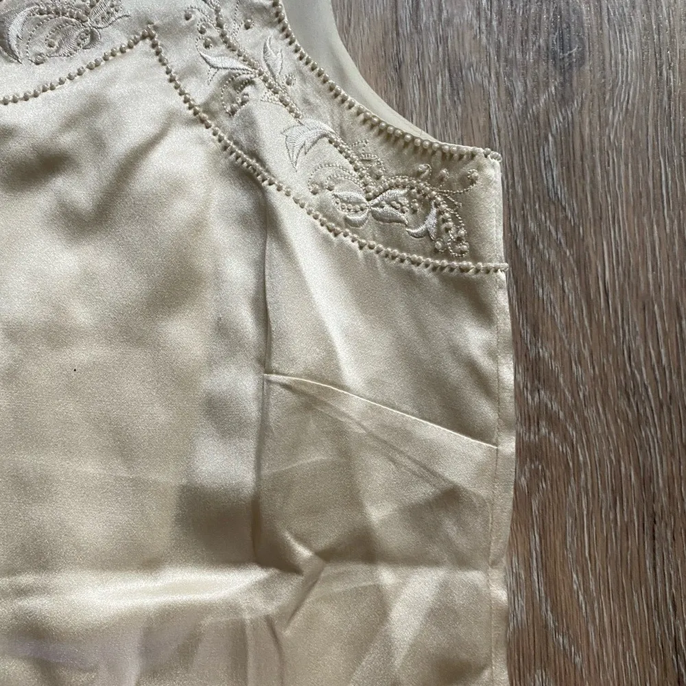 Vintage 90s Beaded Silky Lace Tank Top Cami Medium Y2K Feminine Elegant Formal - Image 4