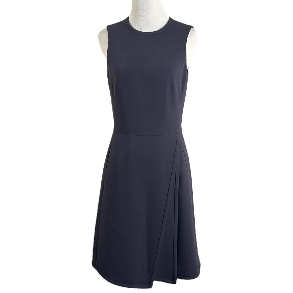 Tory Burch Sleeveless Erin Crepe Dress in Classic Navy Size 2 Preppy Corporate - Image 2