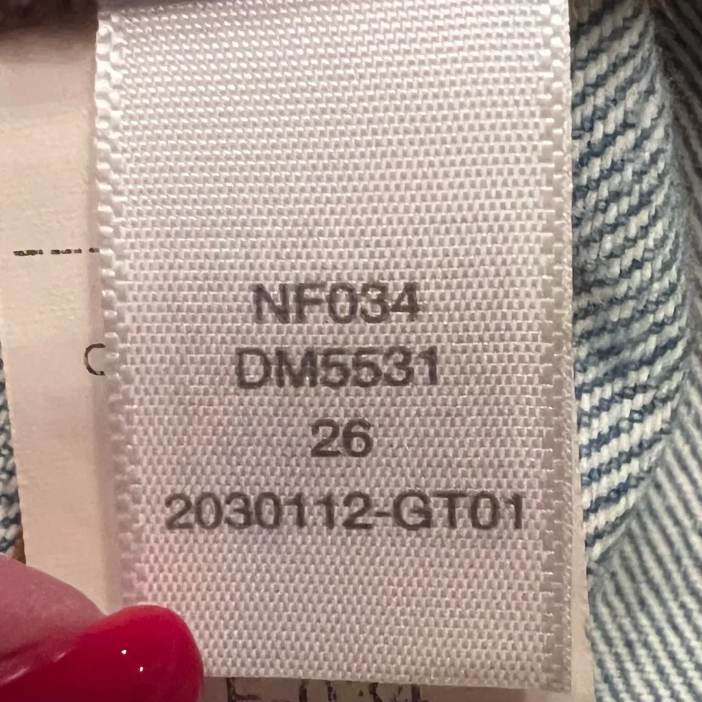 Madewell Relaxed Denim Cutoff Shorts in Madera Wash:‎ Side-Slit Edition Size 26 - Image 15