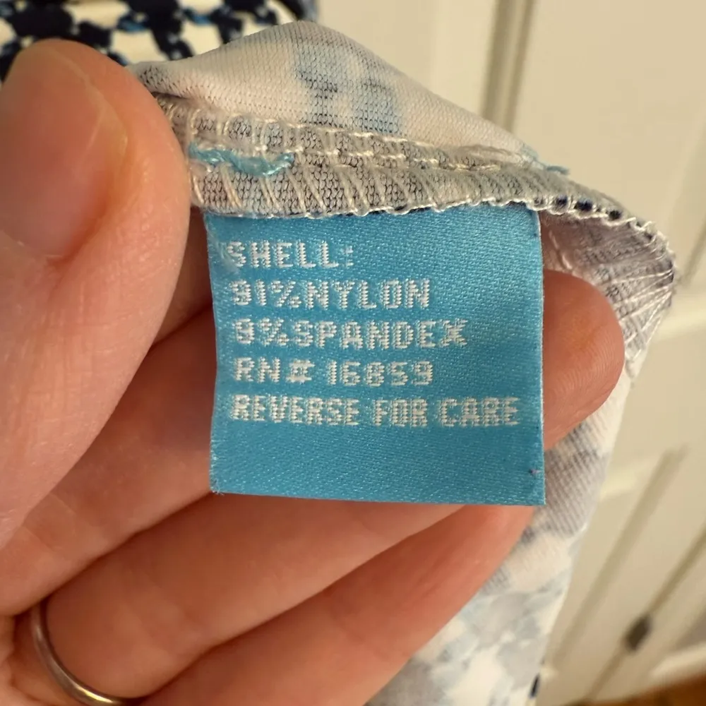 J.MCLAUGHLIN Abstract Plaid Gingham Printed Catalina Cloth V Neck Pleated Dress - Image 4