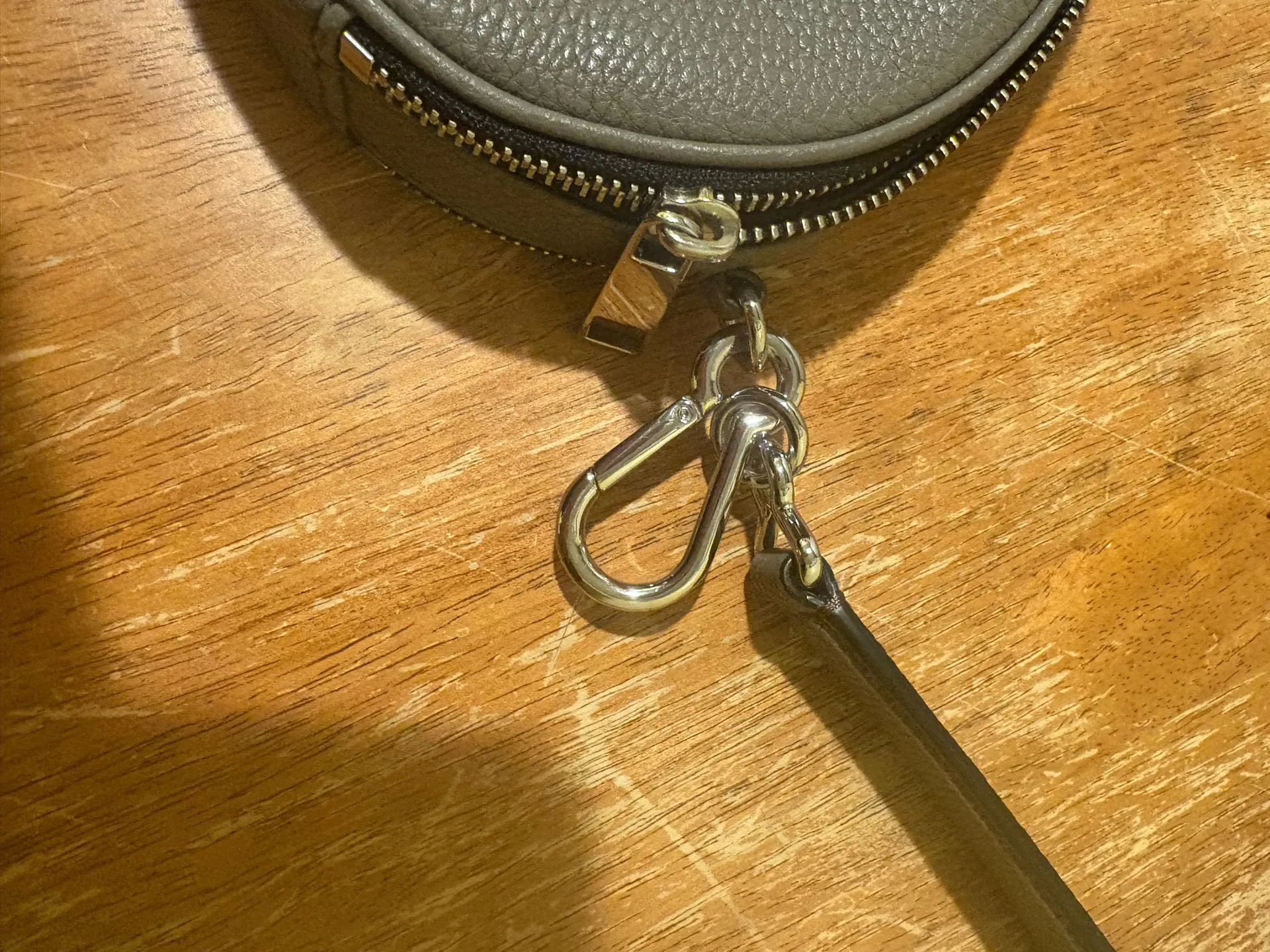 Marc Jacobs Rewind Oval Leather Crossbody bag - Image 4