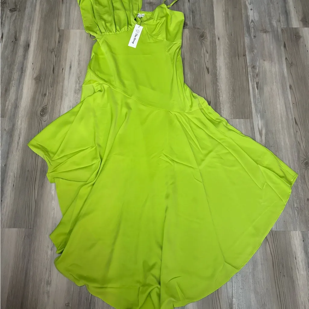 The Drop NWT Asymmetrical Lime Green Dress - Image 7