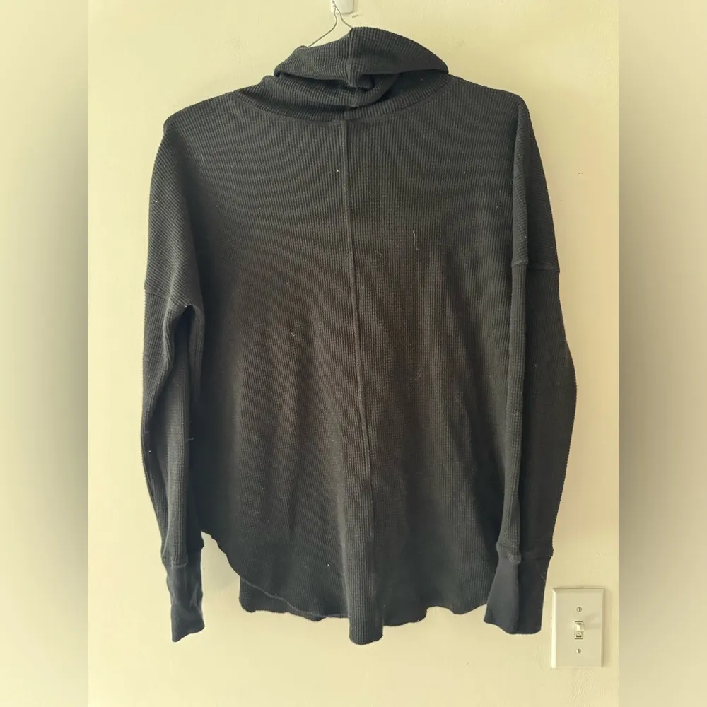 The Group Babaton Aritzia Thermal Cowlneck Turtleneck Waffle Knit in Black Large - Image 8