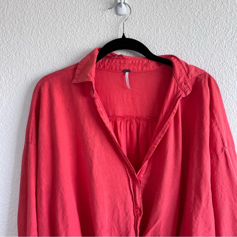 Young, Fabulous and Broke Linen Blend Tourist Top - Image 3