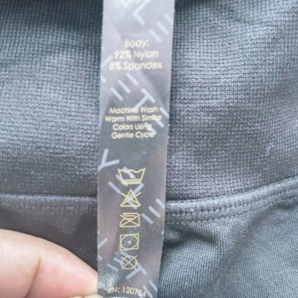 YELETE Solid Black Color Seamless Legging Size L - Image 7