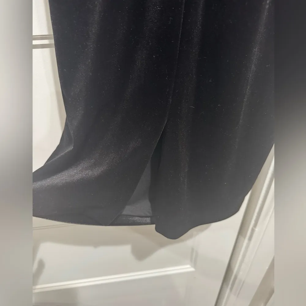 Boden Julianna Black Velvet Tie Waist Dress Size 6 - Image 7