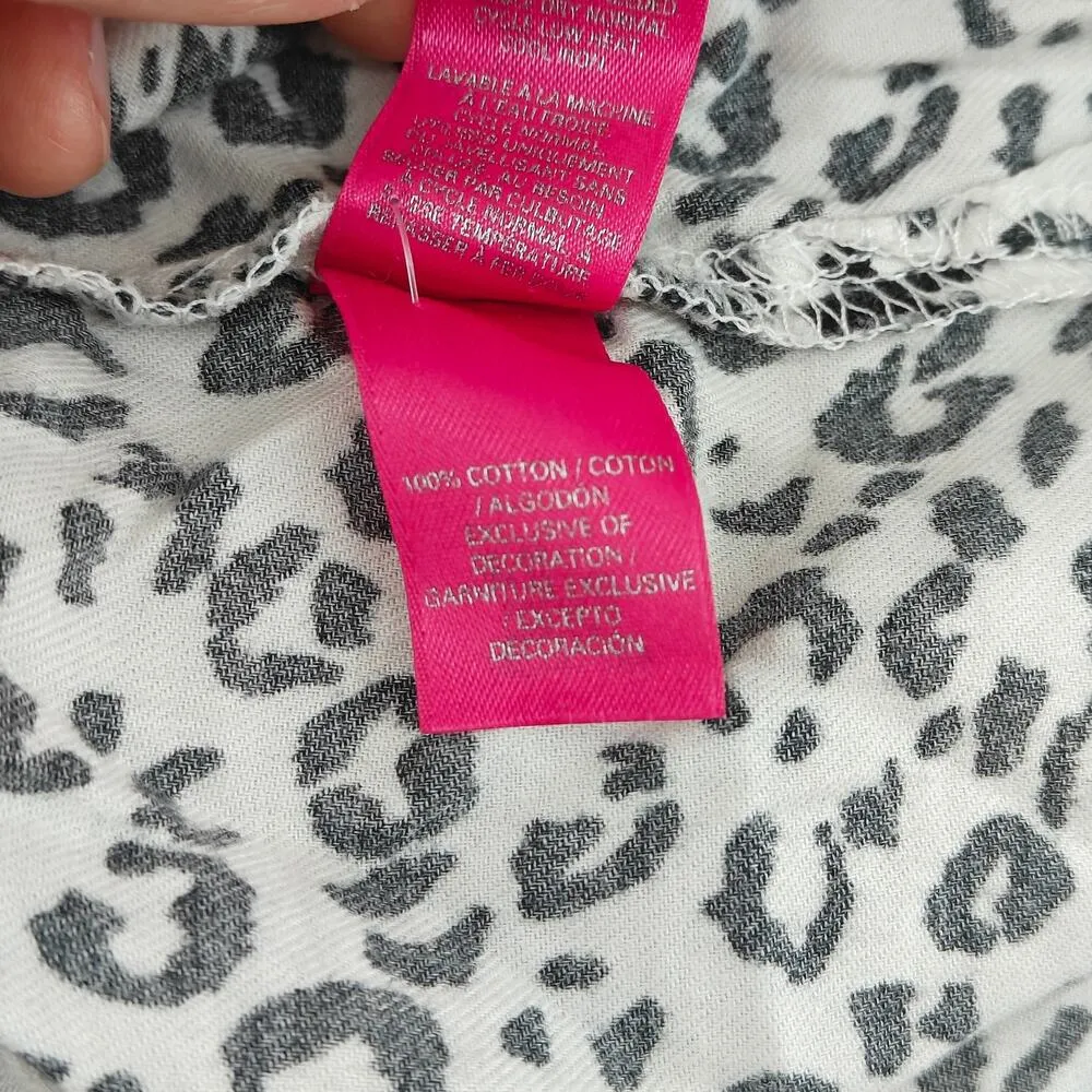 Victoria’s Secret Leopard Print Flannel Button Front Pajamas Womens Large - Image 3