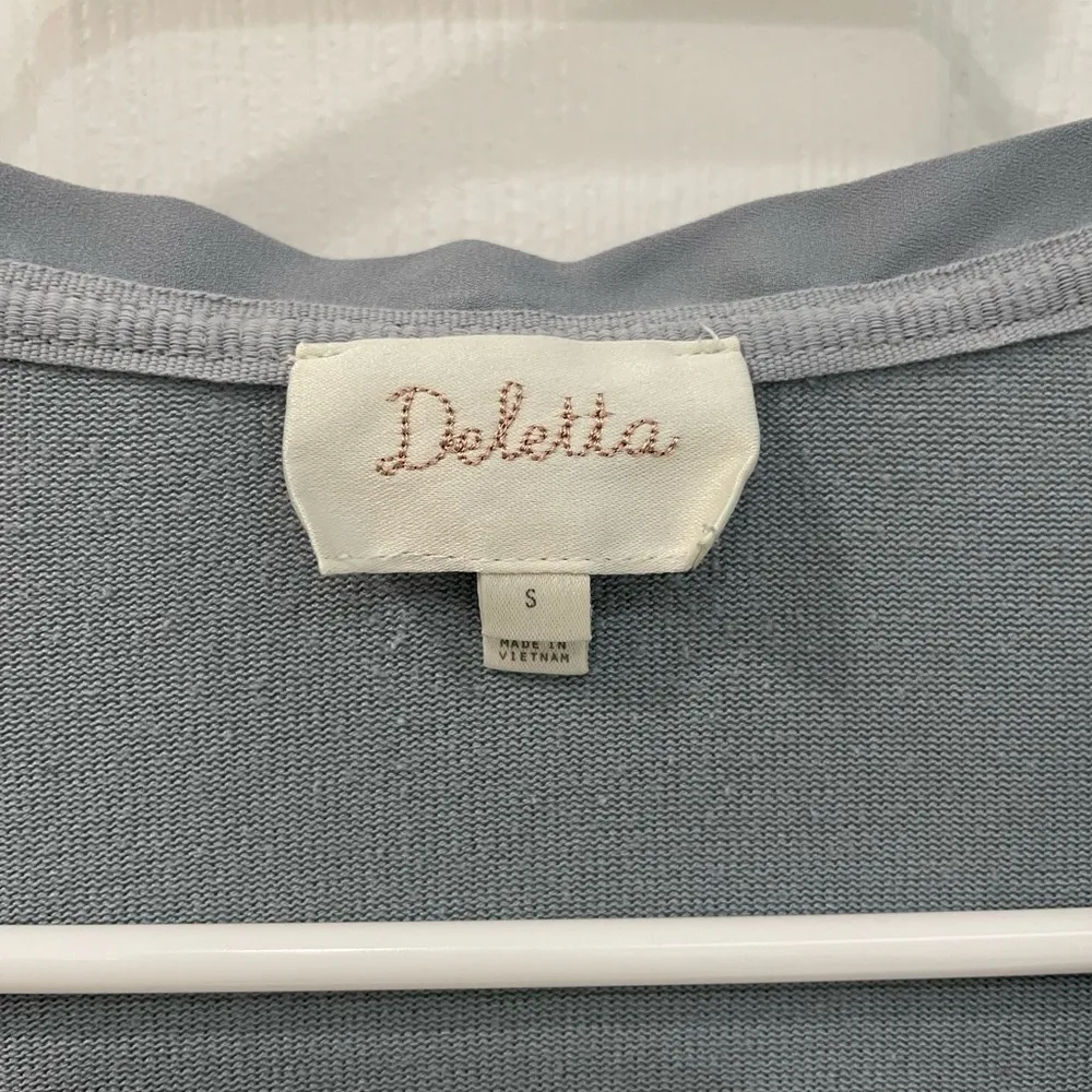 Anthropology Deletta Blue Gray Long Sleeve V Neck Women's Size S - Image 3