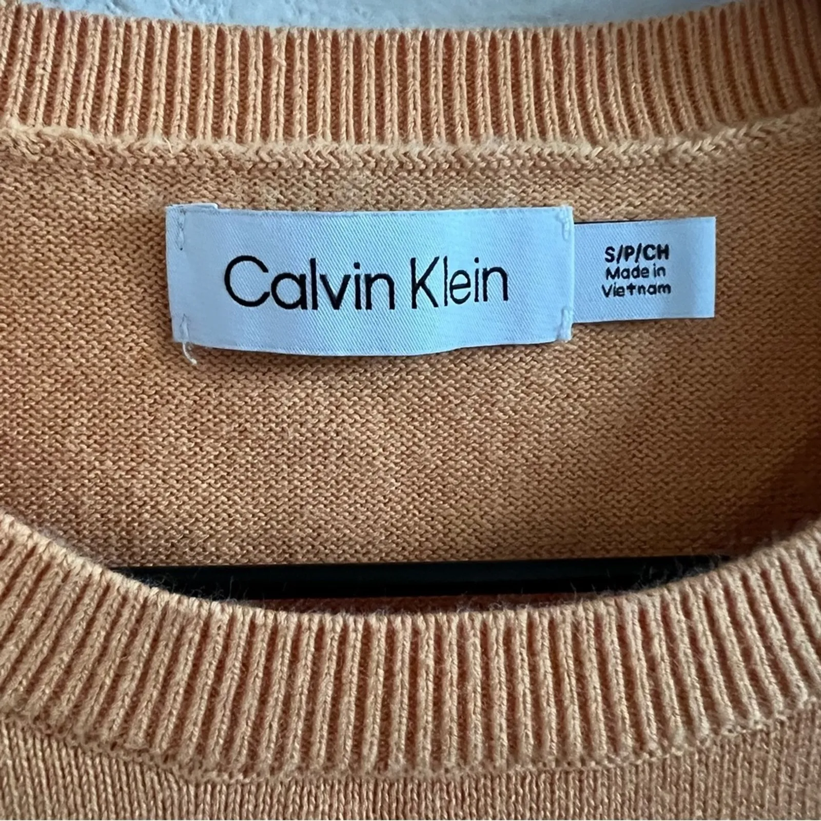 Calvin Klein Muted Orange Sweater Top Small - Image 2
