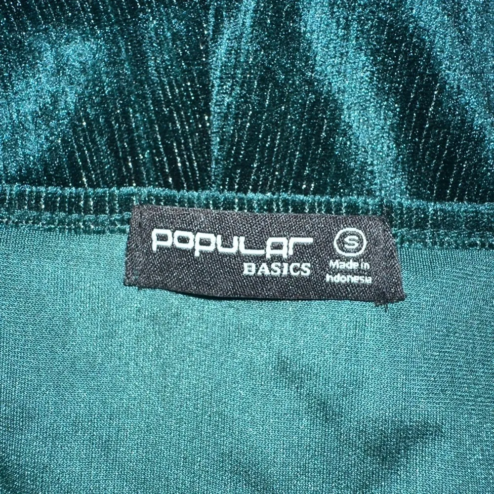 EUC Popular Basics Green Forrest velvet jumper mini dress, spaghetti strap Sz S - Image 8