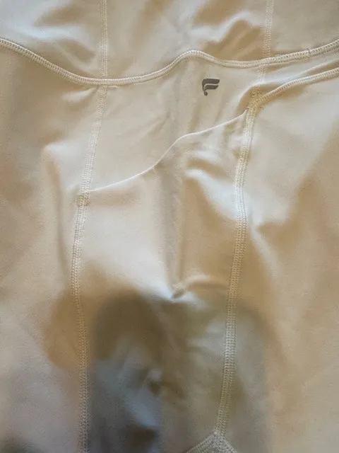 Fabletics Oasis PureLuxe High-Waisted Legging Light Grey Sz M - Image 3