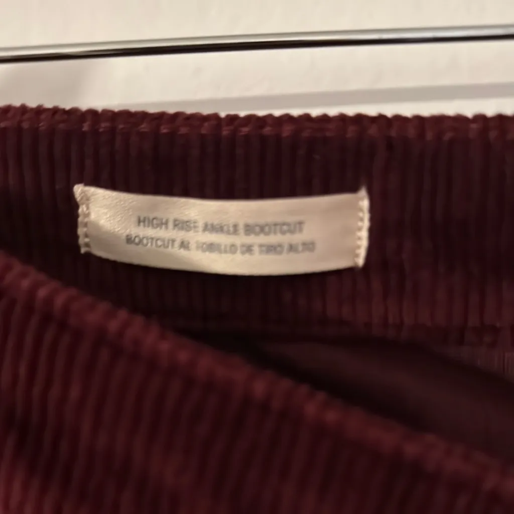 Universal thread Red Boot Cut Jeans with Luxurious Fabric NWT - Image 4