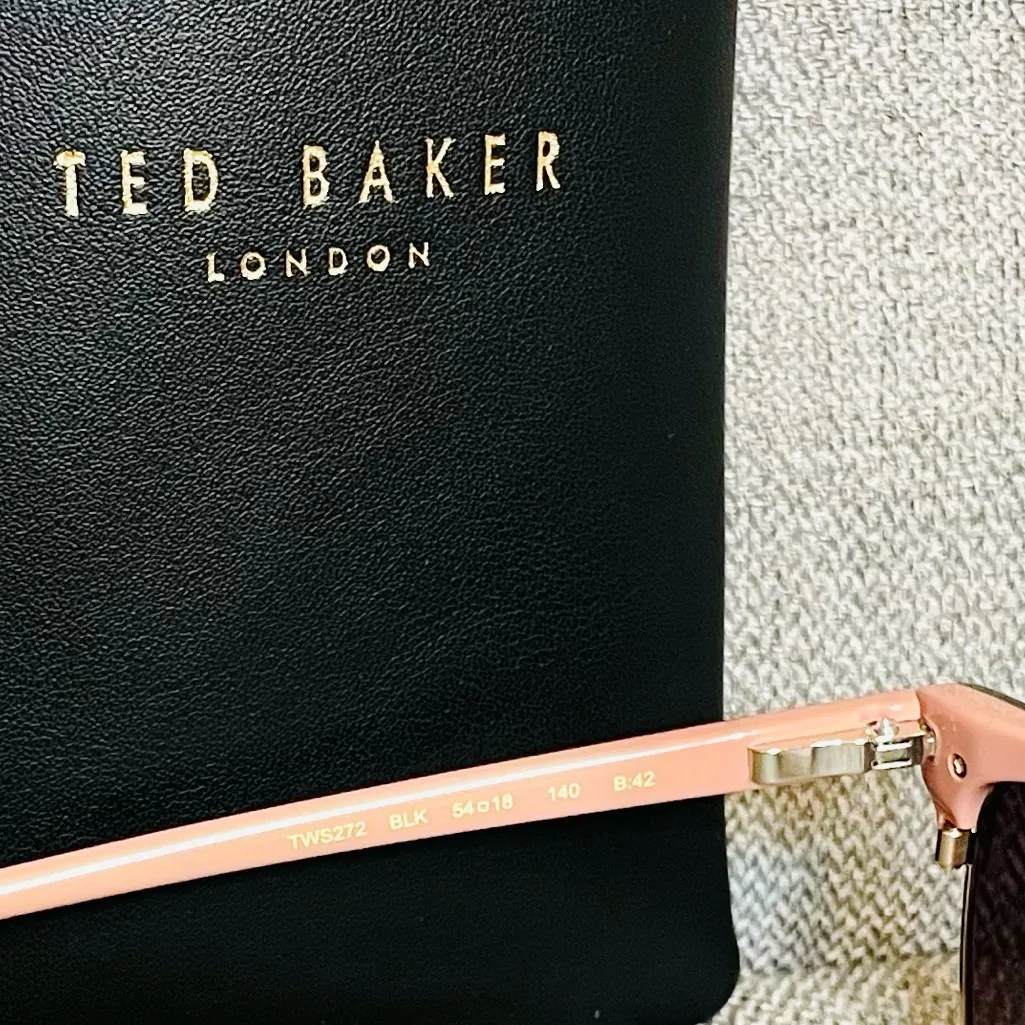 Ted Baker Full Rim Clubmaster Sunglasses w/ Leather Case - Black & Pink $189 NWT - Image 7