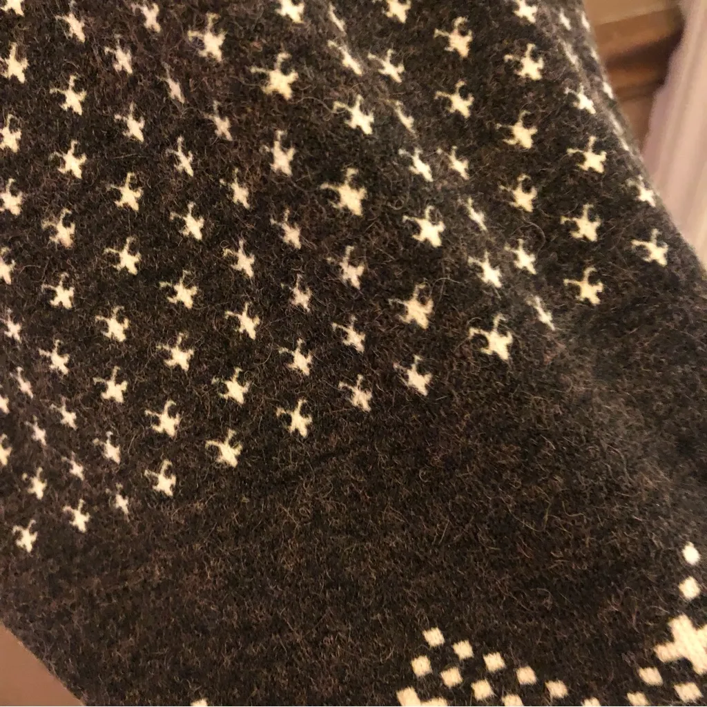 Aryeh  Turtleneck Fair Isle‎ Mixed print Sweater Tan Black medium - Image 6