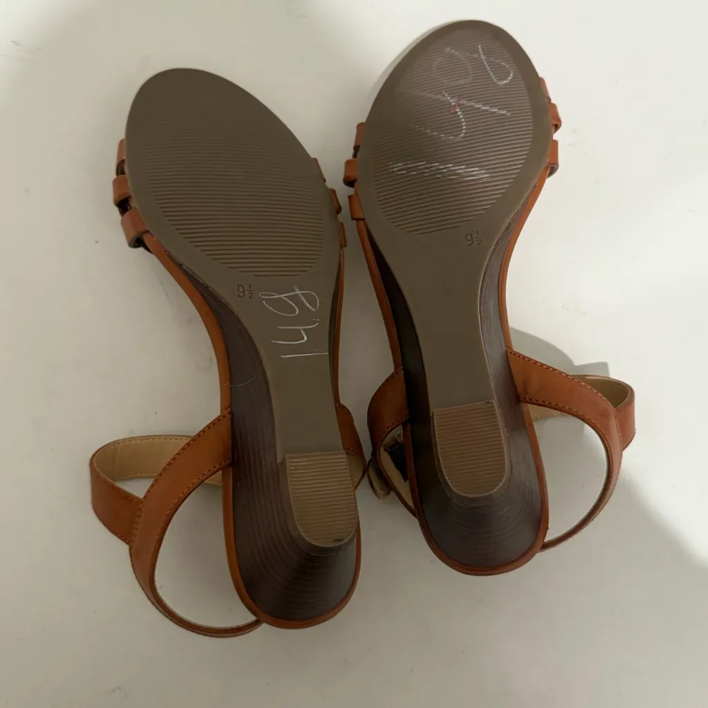 Michael by Michael Shannon Spark Tan Brown Wedge Heel Ankle Strap Sandals 9.5 - Image 9