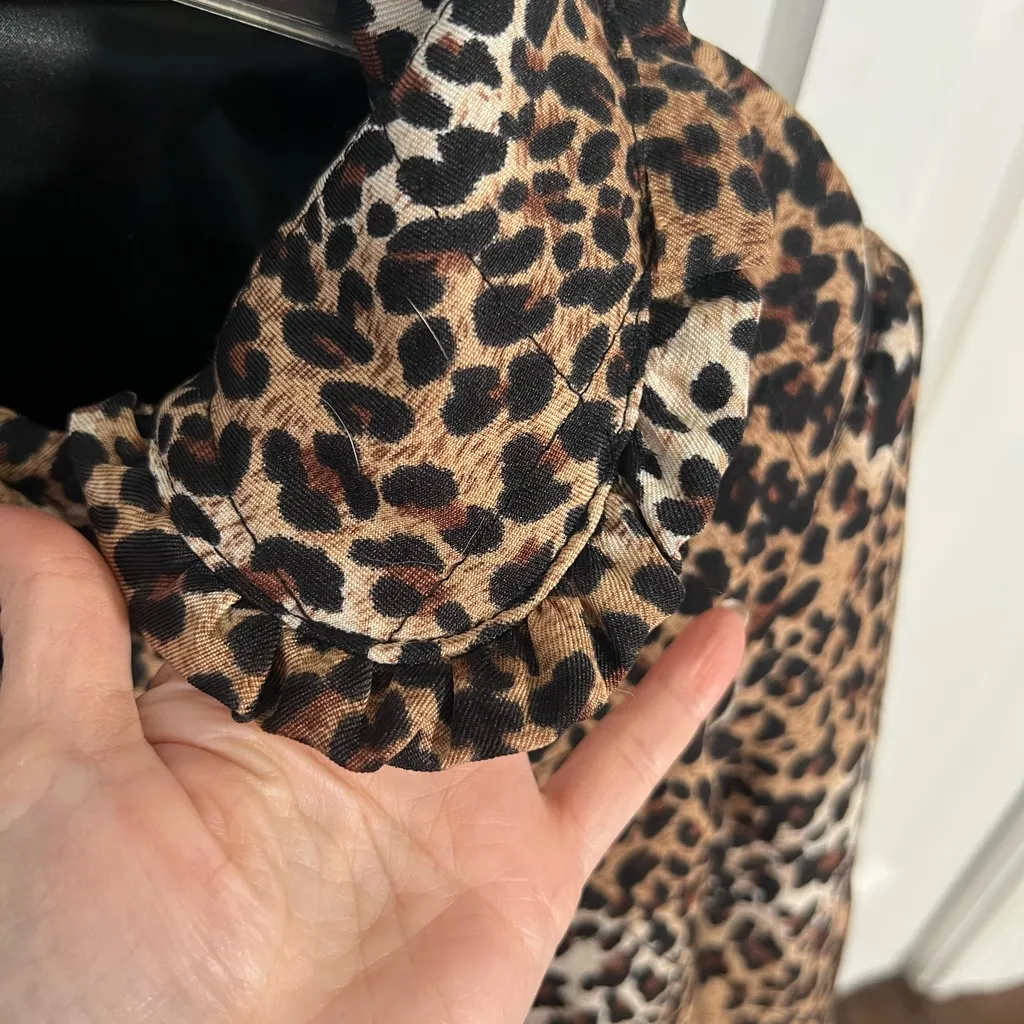 TCEC  Women's Leopard puffer Jacket - Image 5