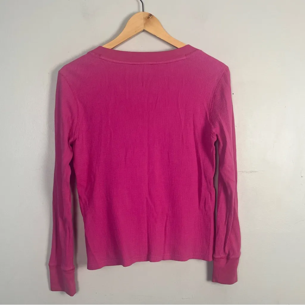 J. Crew Waffle henley hot pink button detail top size medium - Image 6