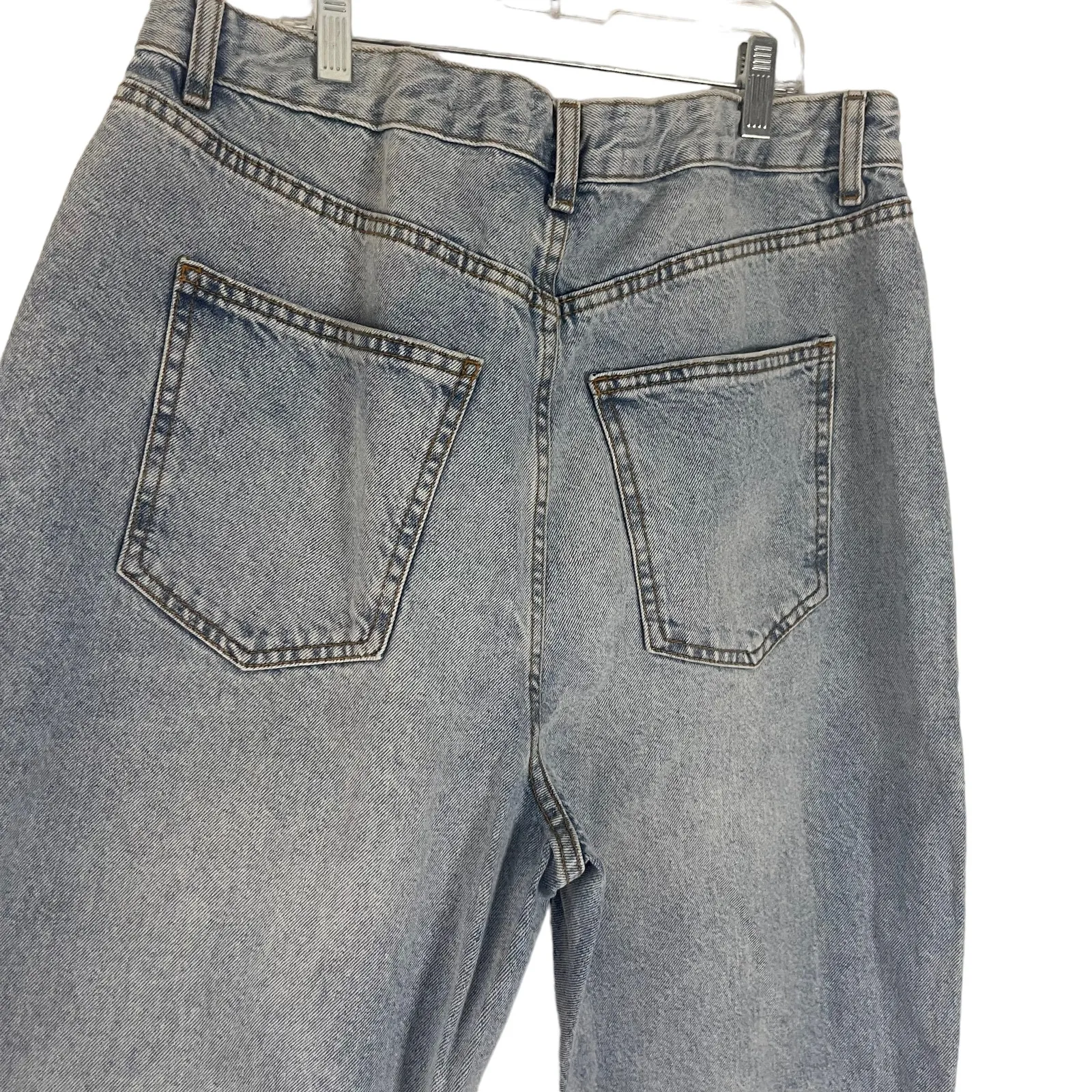 Cotton On Women's Size 10 Light Wash High Rise‎ Distressed Original Mom Jean - Image 7