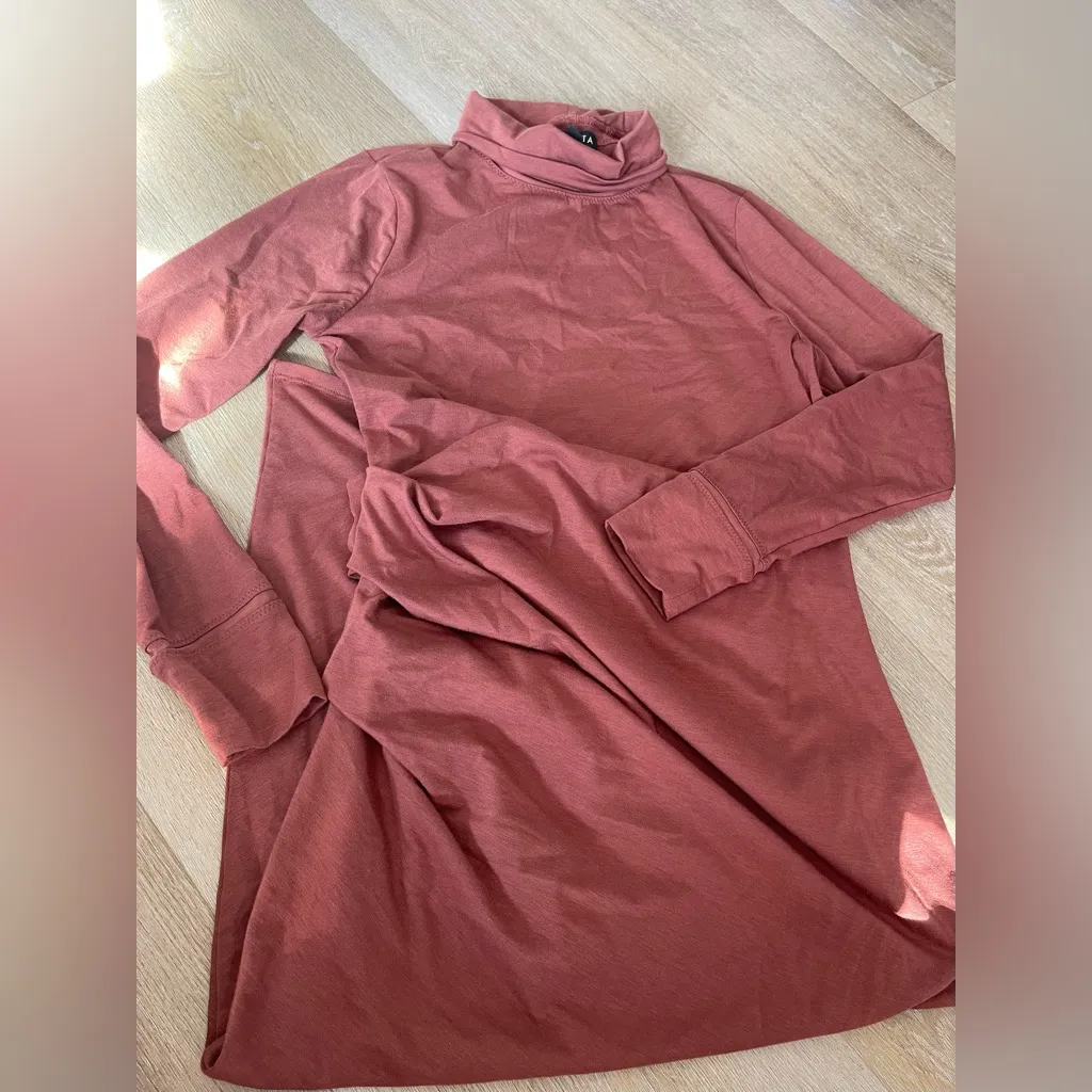 Athleta Industry Turtleneck dress - Image 6