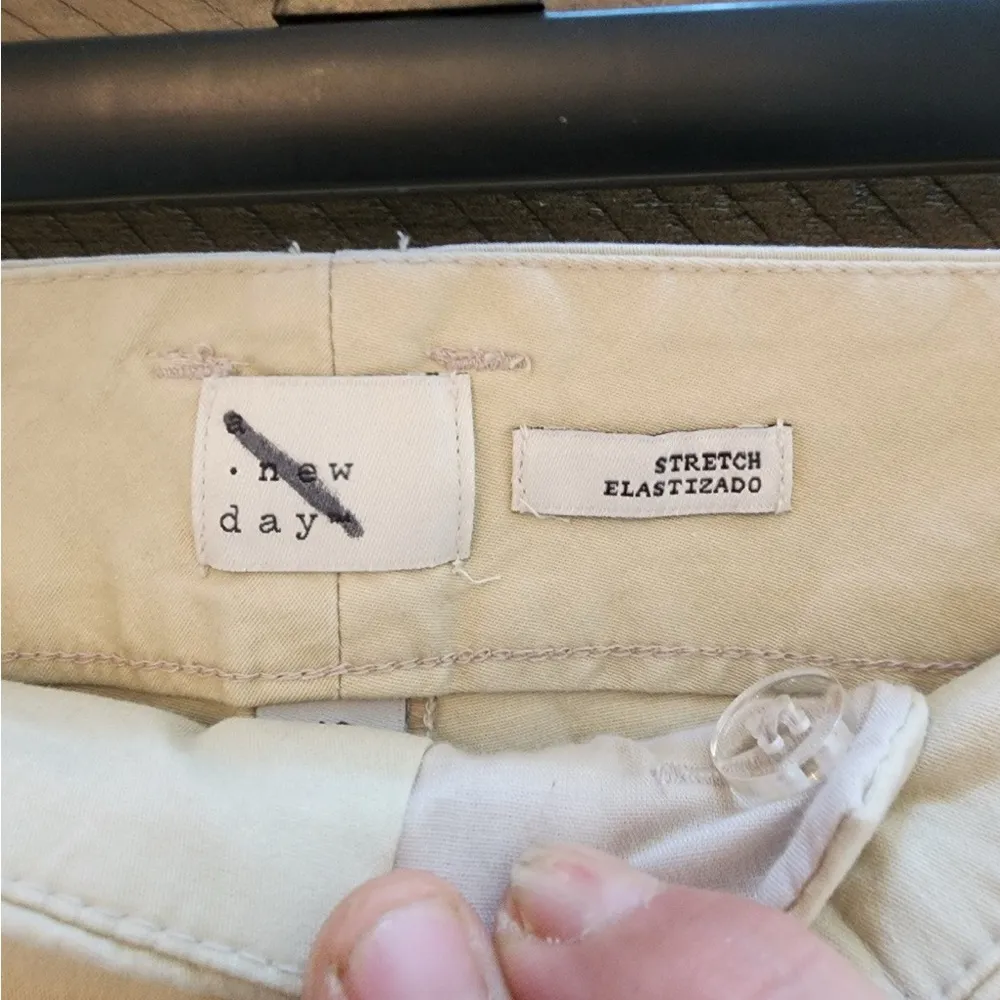 A New day tan high rise loose leg dress pants size 10 - Image 3