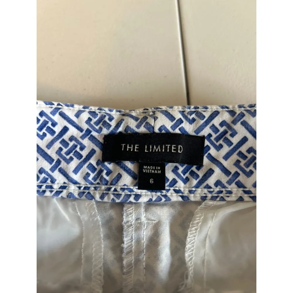 The Limited royal tiles blue and white classic shorts size 6 - Image 5