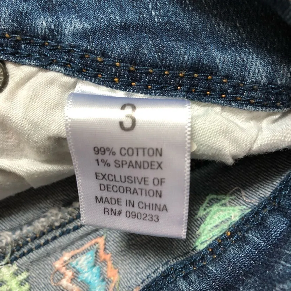 KENDALL & KYLIE TRIBAL DENIM JEAN LACE UP SHORTS - Image 8