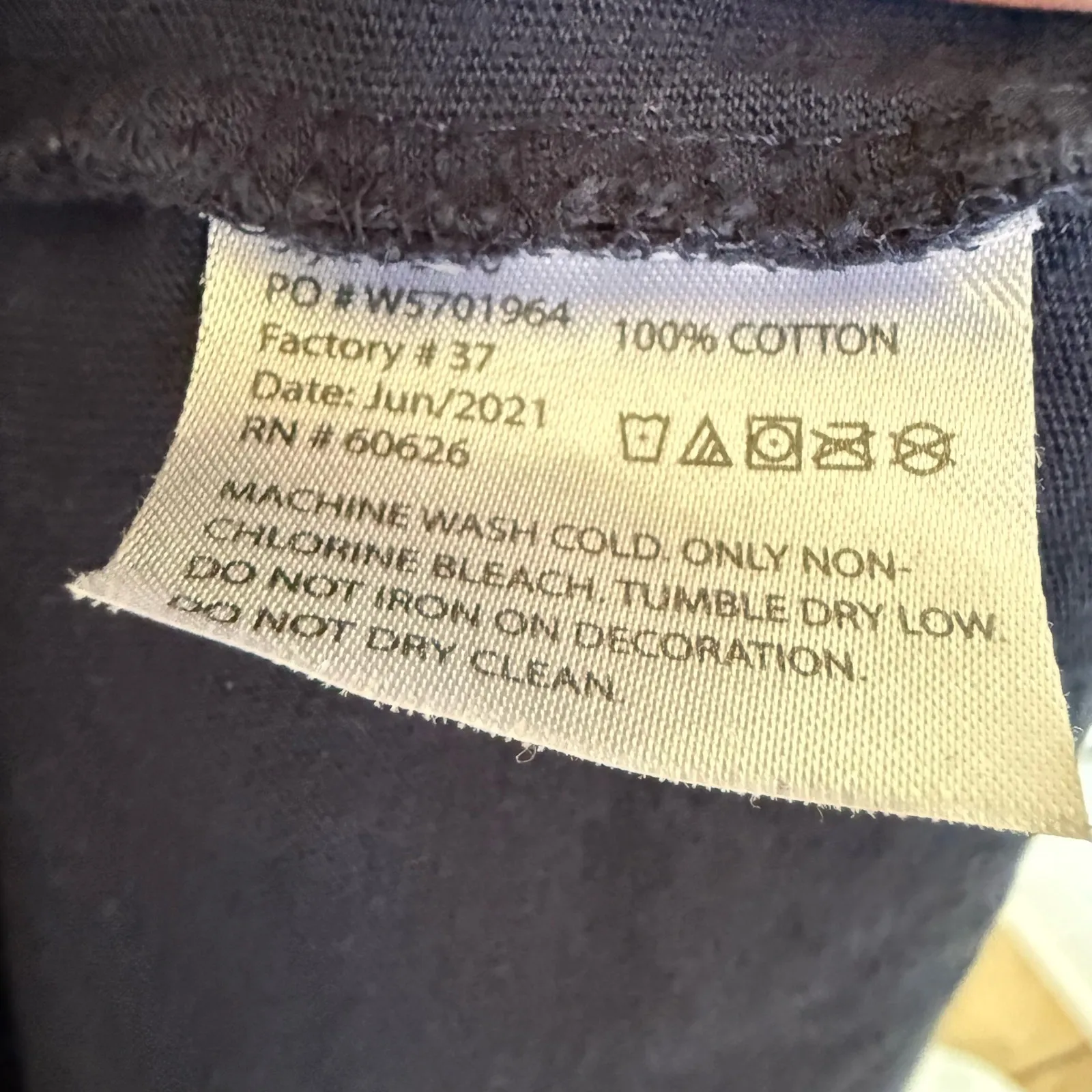 Teeturtle Womens Top Sz XS Navy Blue Vision Wanda Wandavision Scarlet‎ Witch Tee - Image 7