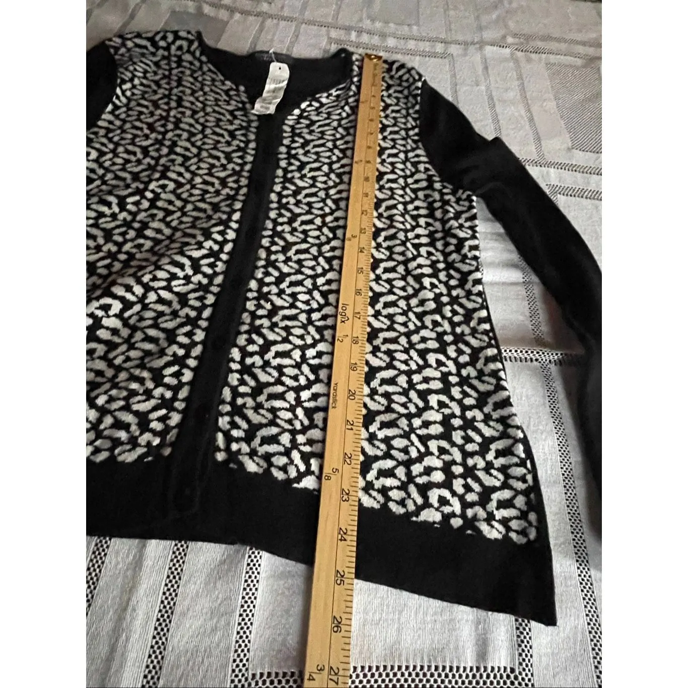 NWT August Silk Heritage size XL leopard print cardigan. - Image 3