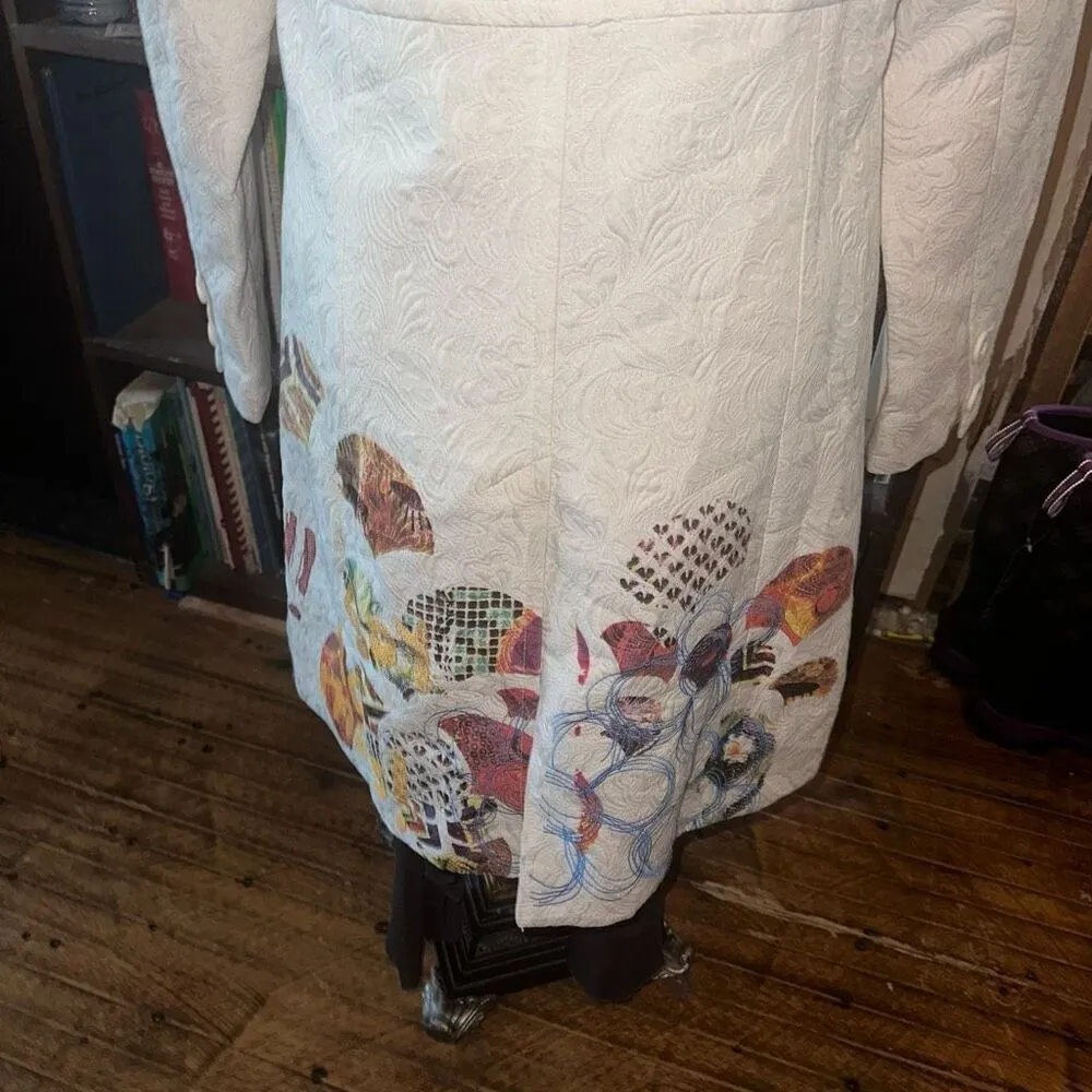Desigual  embroidered colorful hem sz 42/8 car coat - Image 5