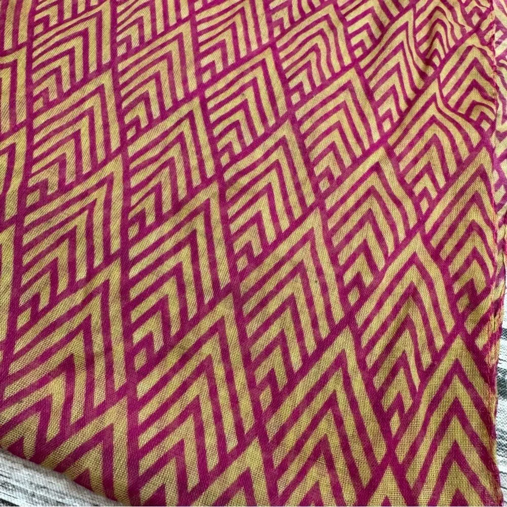 Unbranded Women's Lightweight Geometric Infinity Neck Scarf Magenta Pink Brown - Image 4