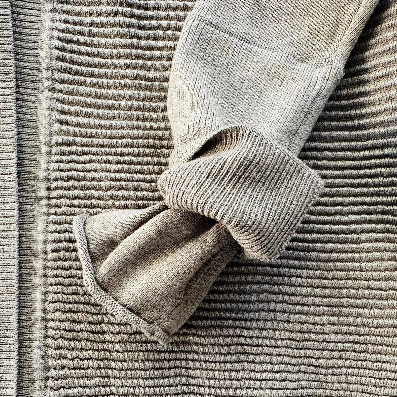 Lululemon Sit In Lotus Wrap Grey Sage Green Size L/XL Merino Wool Cardigan $148 - Image 10