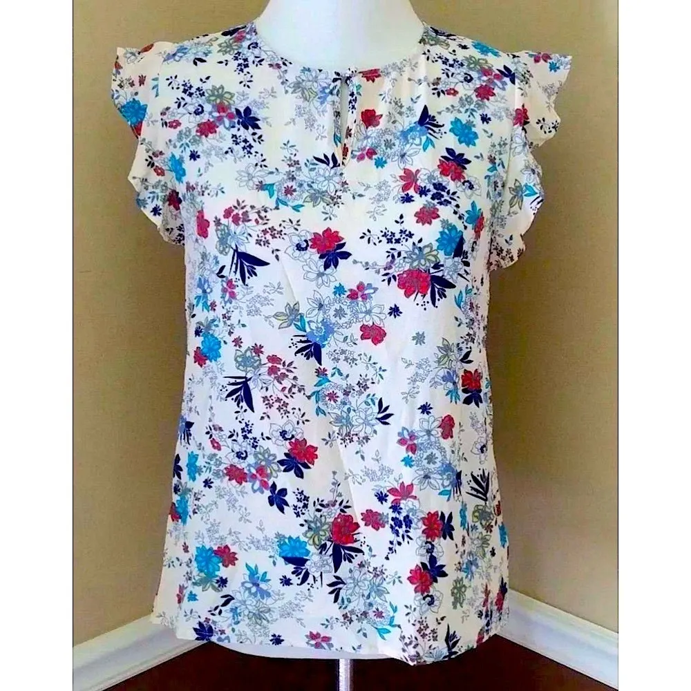 Modcloth Fun2Fun Ivory Blue Floral Flutter Cap Sleeve Front Keyhole Top S - Image 2