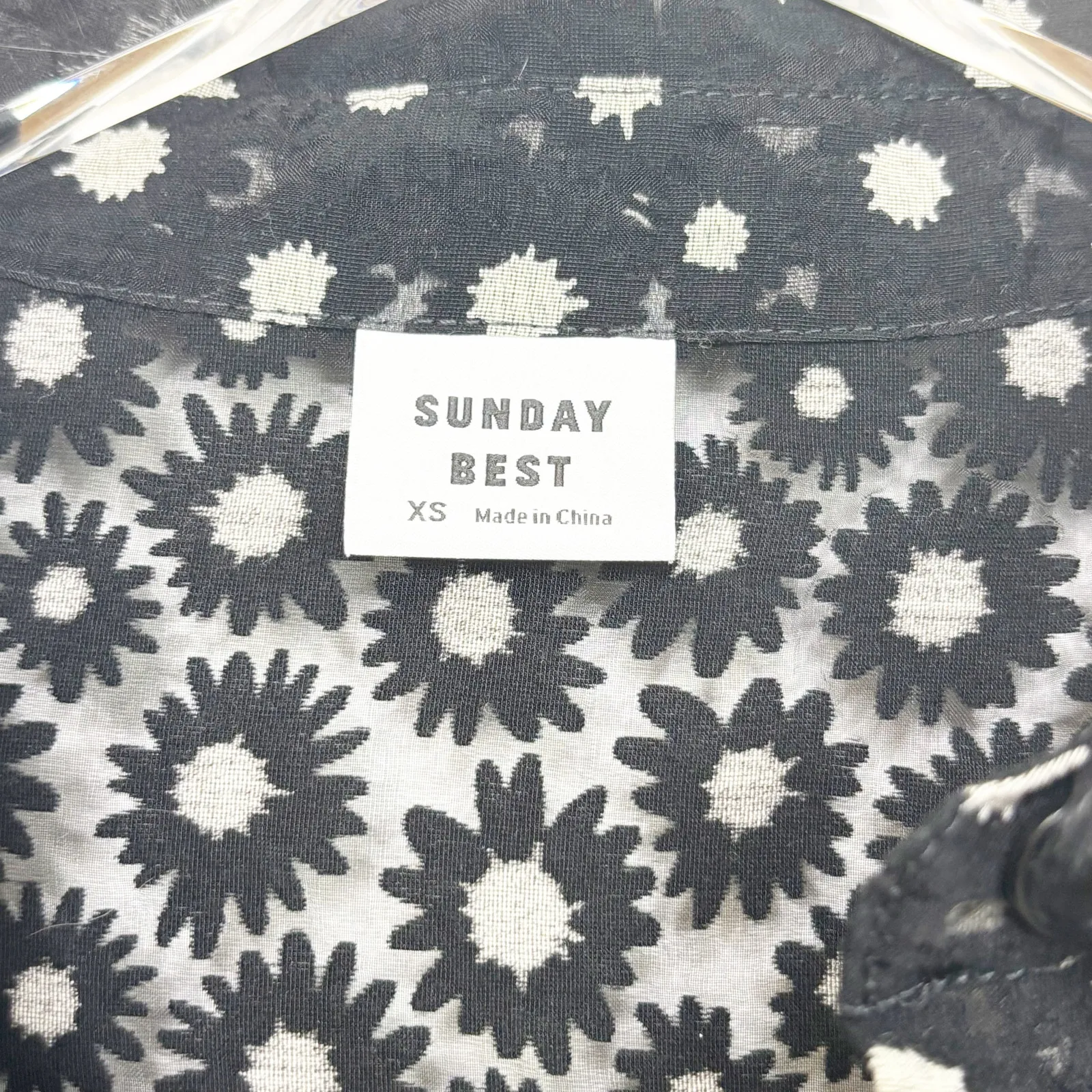 Aritzia Sunday Best Sheer Floral Button Up Bonita Blouse XS Black - Image 4