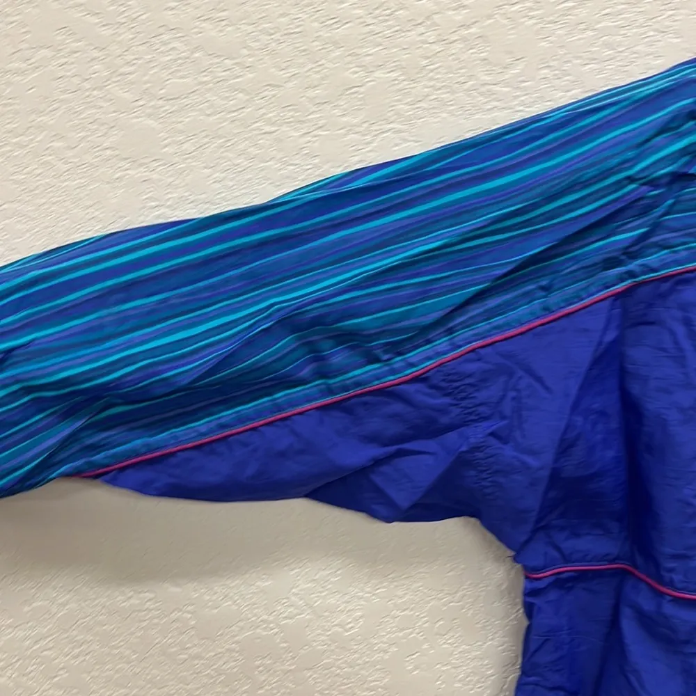 Reebok Vintage Blue Pullover Windbreaker Size Medium - Image 3