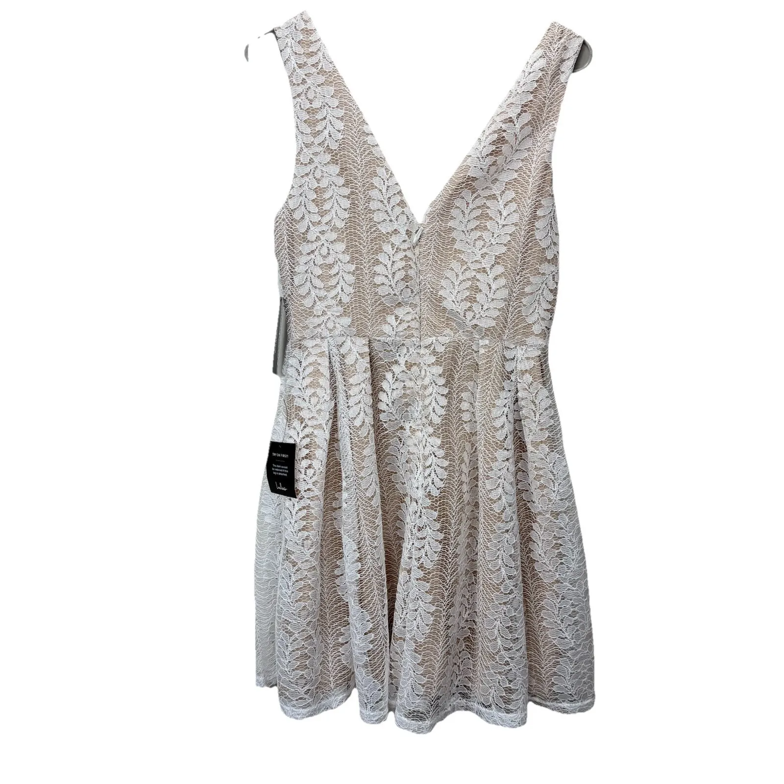 NWT Lulus All of My Heart White‎ Lace Sleeveless Skater Flare Dress MEDIUM  White - $36 New With Tags