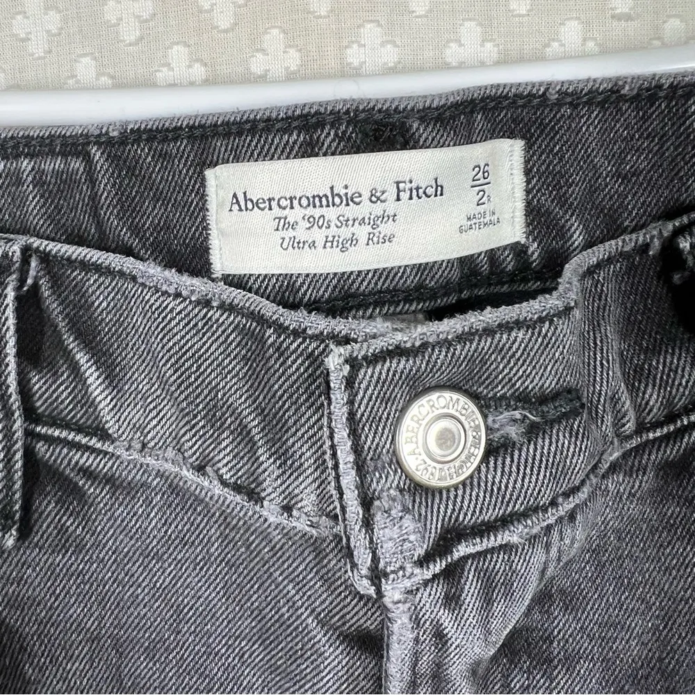 Abercrombie & Fitch Black‎ The 90s Straight Ultra High Rise Jeans - Image 4
