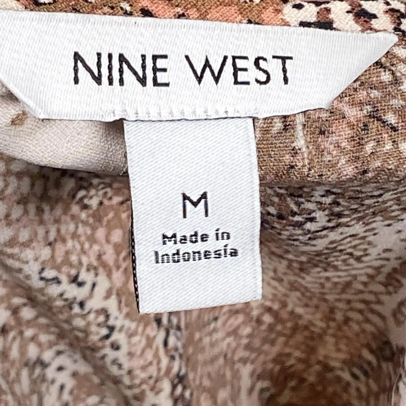 Nine West Blouse Womens Medium Brown Snake Print Button Front Long Sleeve Top - Image 3