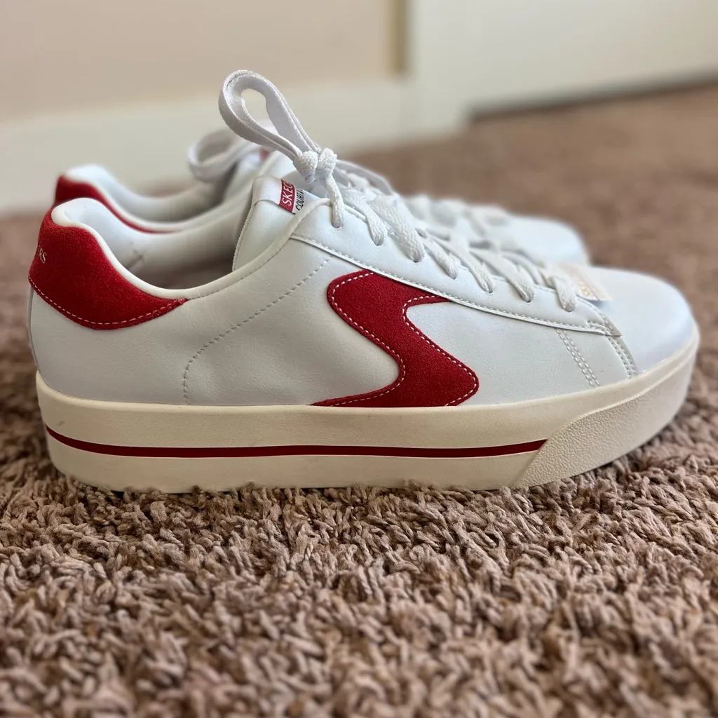 NEW Skechers Women's Camdenn-Been Lifted Sneaker  Sz 11 - Image 3