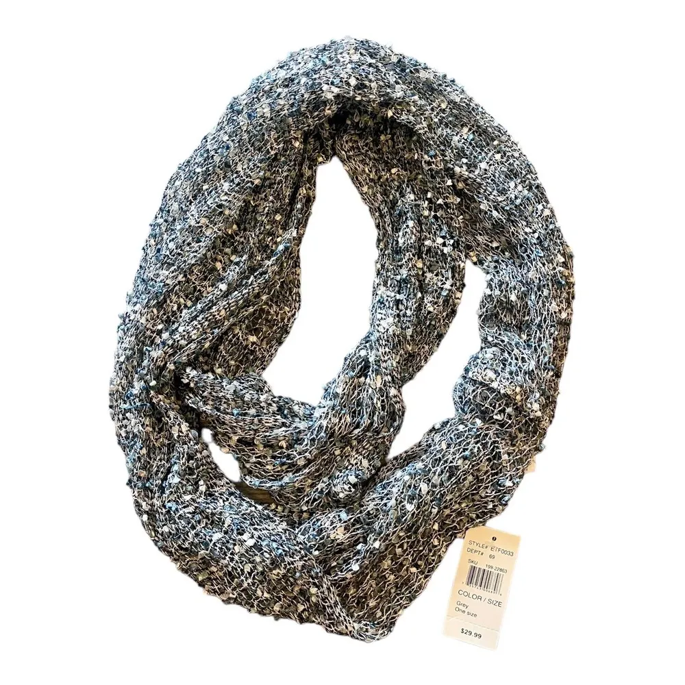 NEW Infinity SCARF Gray Blue White Large Knit Circle Scarf Lightweight Women's - Image 4