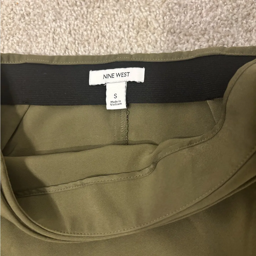 Nine West Olive Green Wrap Mini Skirt with Side Pocket – Size Small - Image 3