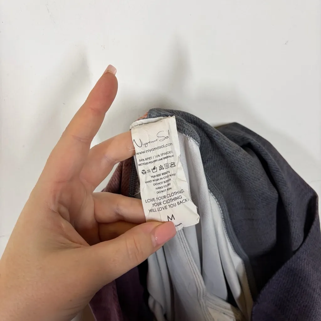 Niyama Sol Magic Hour Ombre Legging Size Medium Gray - Image 10