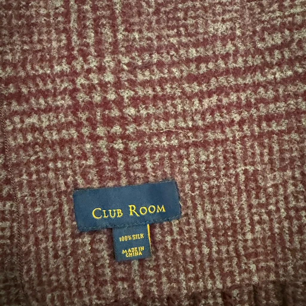 Club Room 100% silk Purple Scarf with Fringe Detail - Image 8