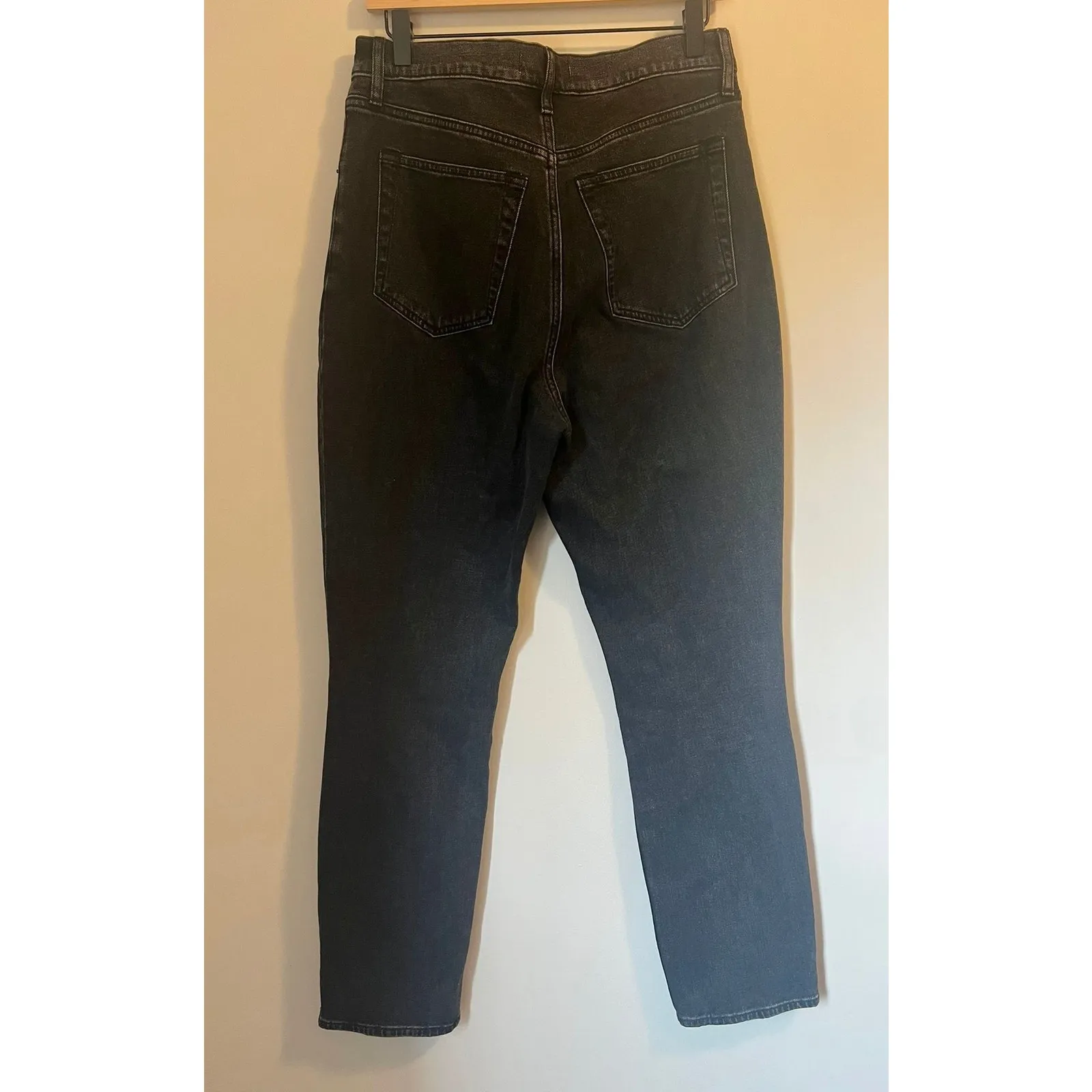 Abercrombie & Fitch Black Jeans 90s Slim Straight Ultra High Rise sz. 30/10 - Image 2