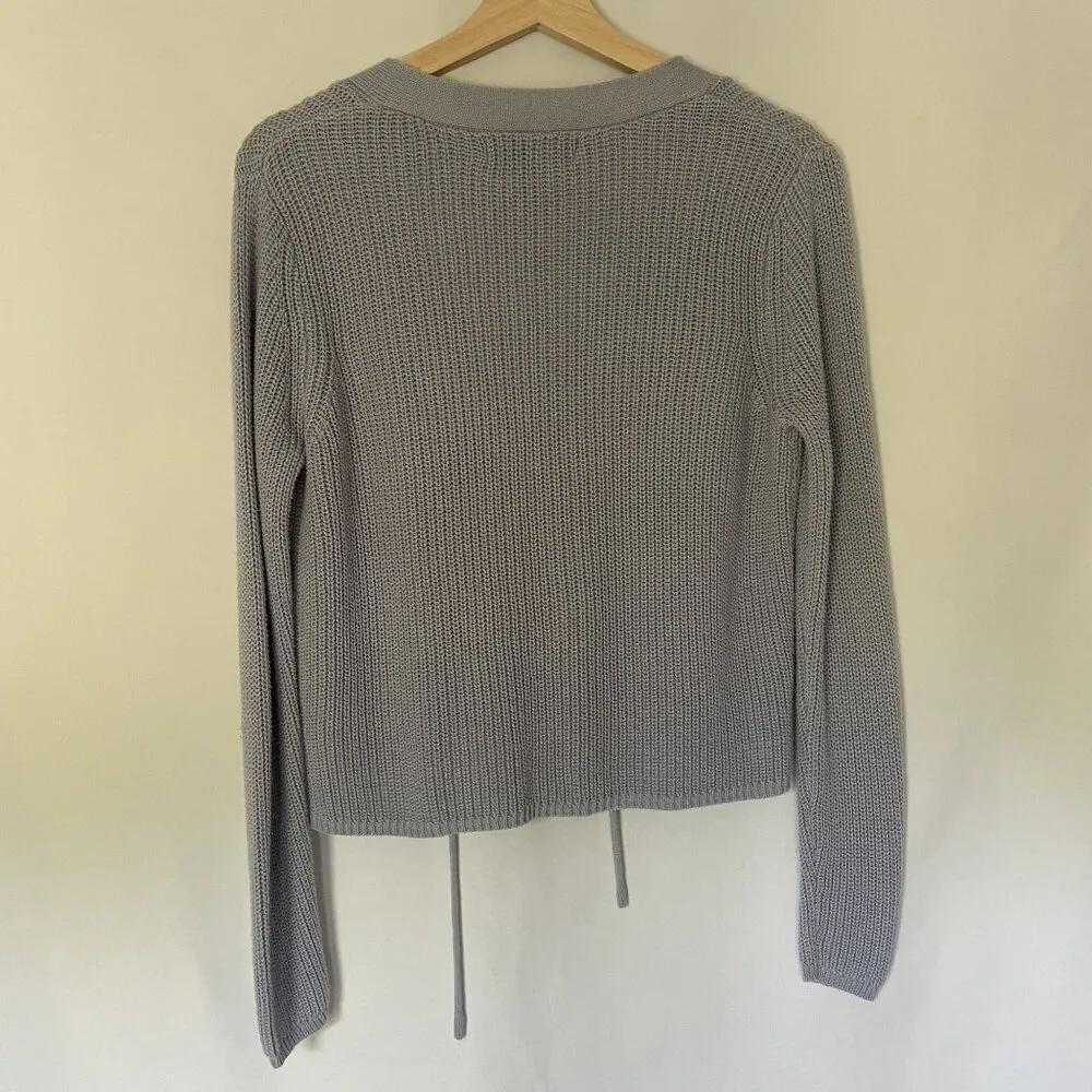 Forever 21 baby blue knit sweater v-neck style lace up front women's size small - Image 8