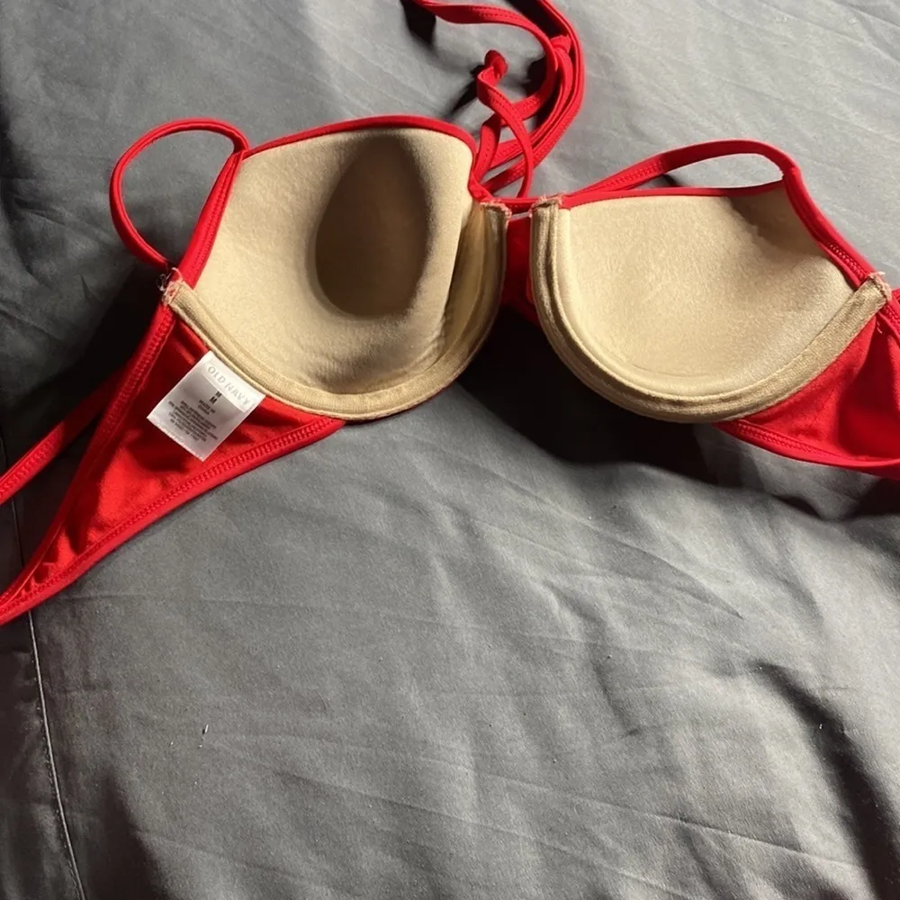 Old navy swimsuit top🏖​​​ - Image 3