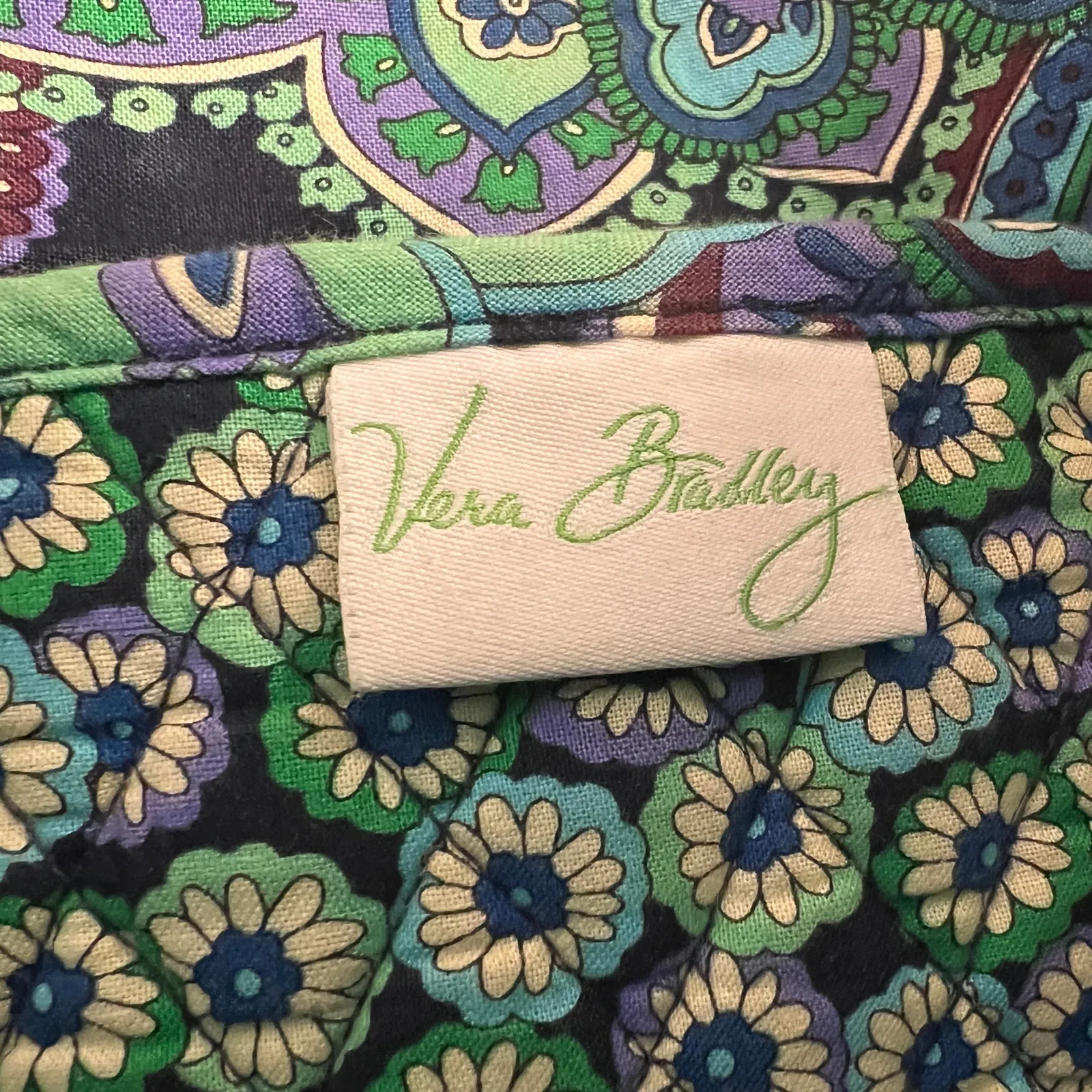 Vera Bradley Rare Rhapsody Paisley Quilted Shoulder Bag Purse Green Blue Purple - Image 8