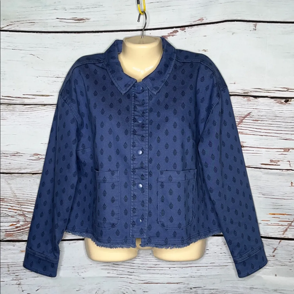 Isaac Mizrahi Live! Size L Blue Printed Denim Raw Hemline Crop Jean Jacket - Image 1