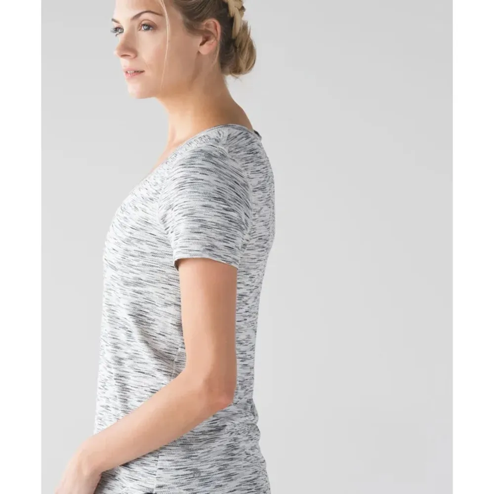 Womens Lululemon What The Sport Tee Gray Black White Short Sleeve T-Shirt Size S - Image 9