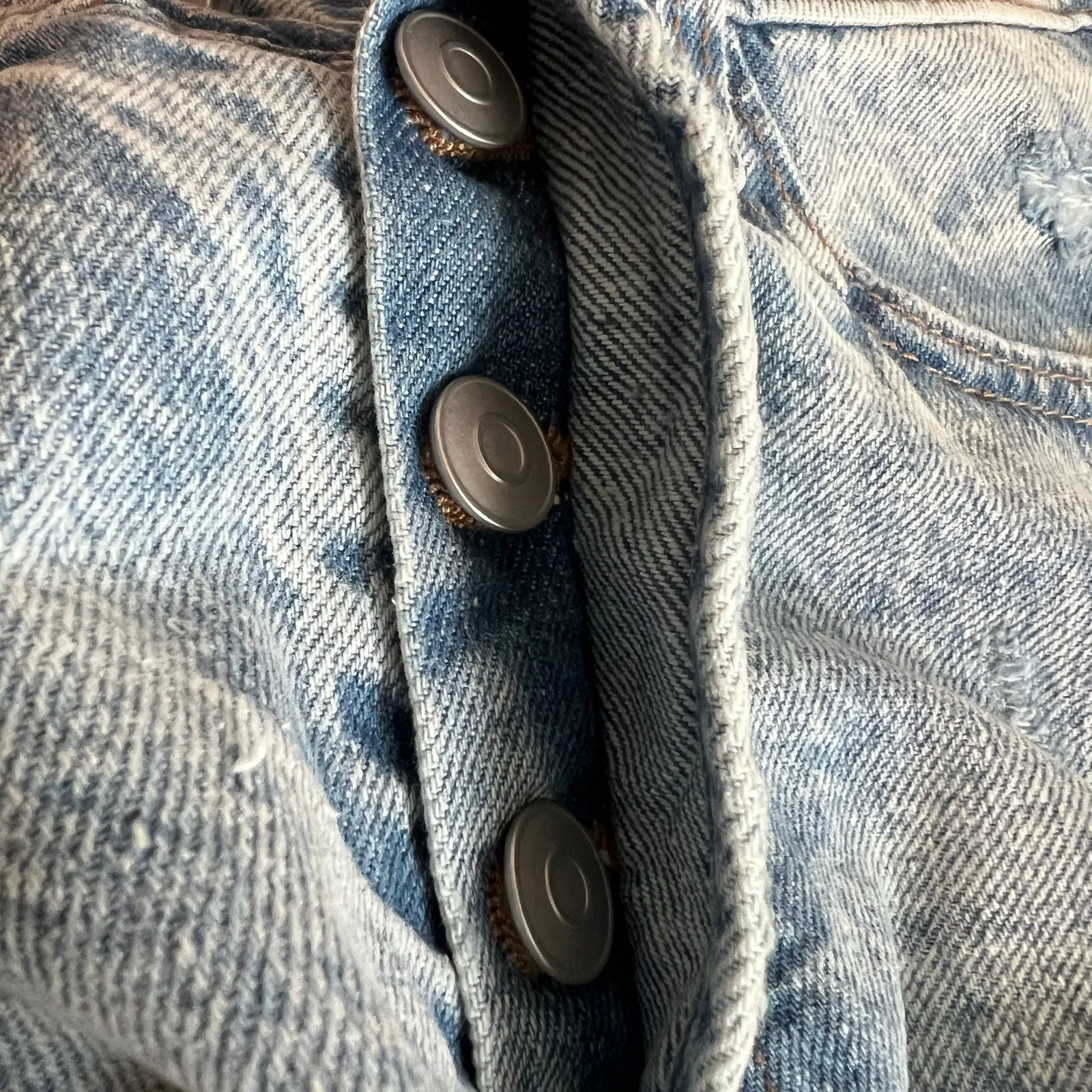 Wild Fable Women's Light Wash High-Rise Cutoff Jean Shorts - Size 4 - NWT - Image 6