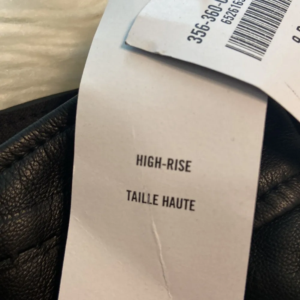 HOLLISTER HIG RISE LEATHER LOOK LIKE PANTS SIZE W29 inseam 30” two front pockets - Image 11